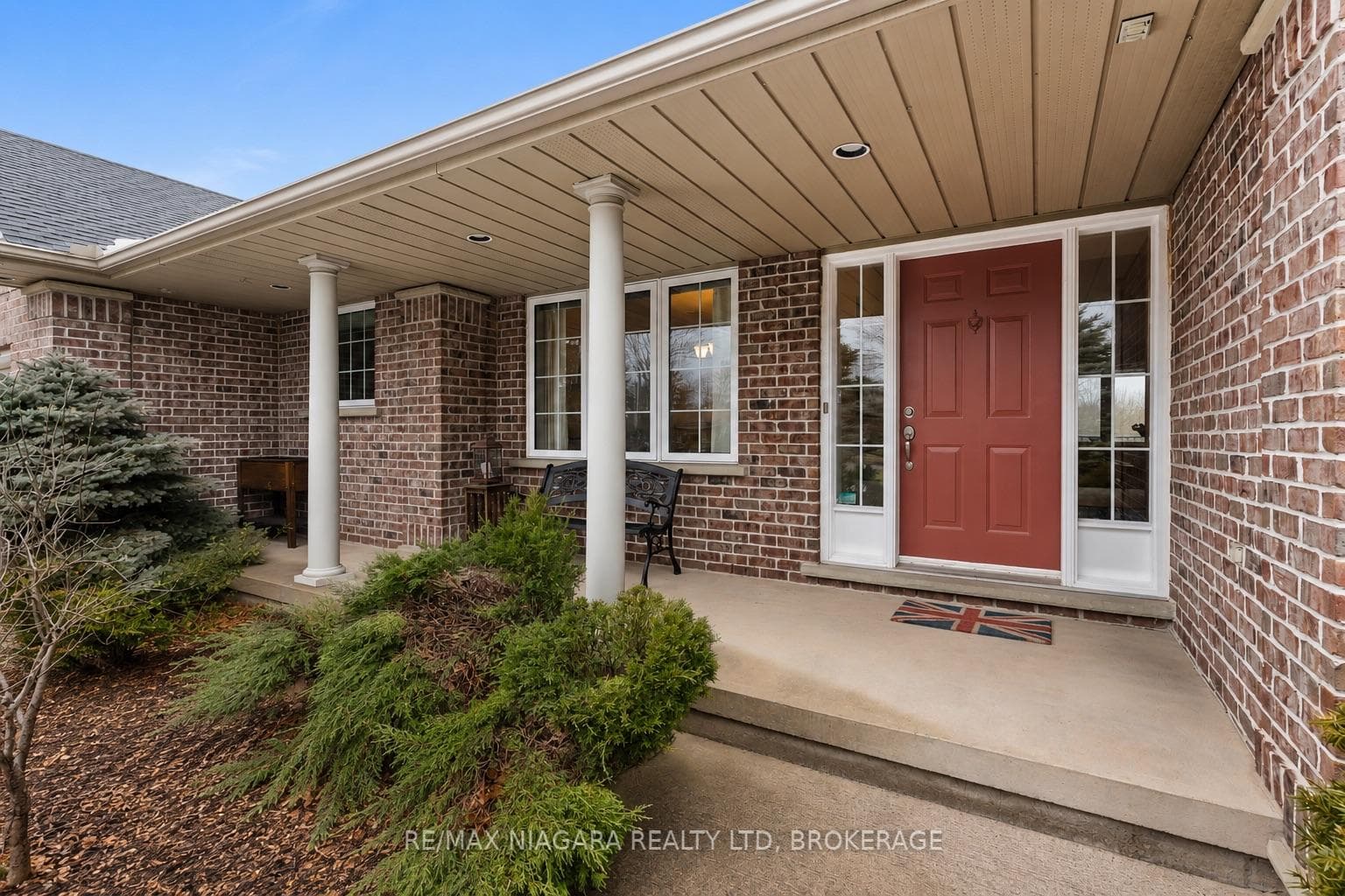 111 Pearson Road photo 4