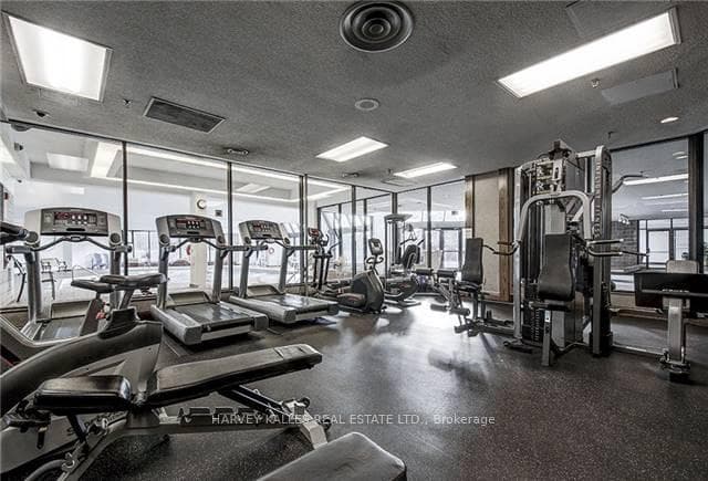 5444 Yonge Street Unit 1010 photo 17