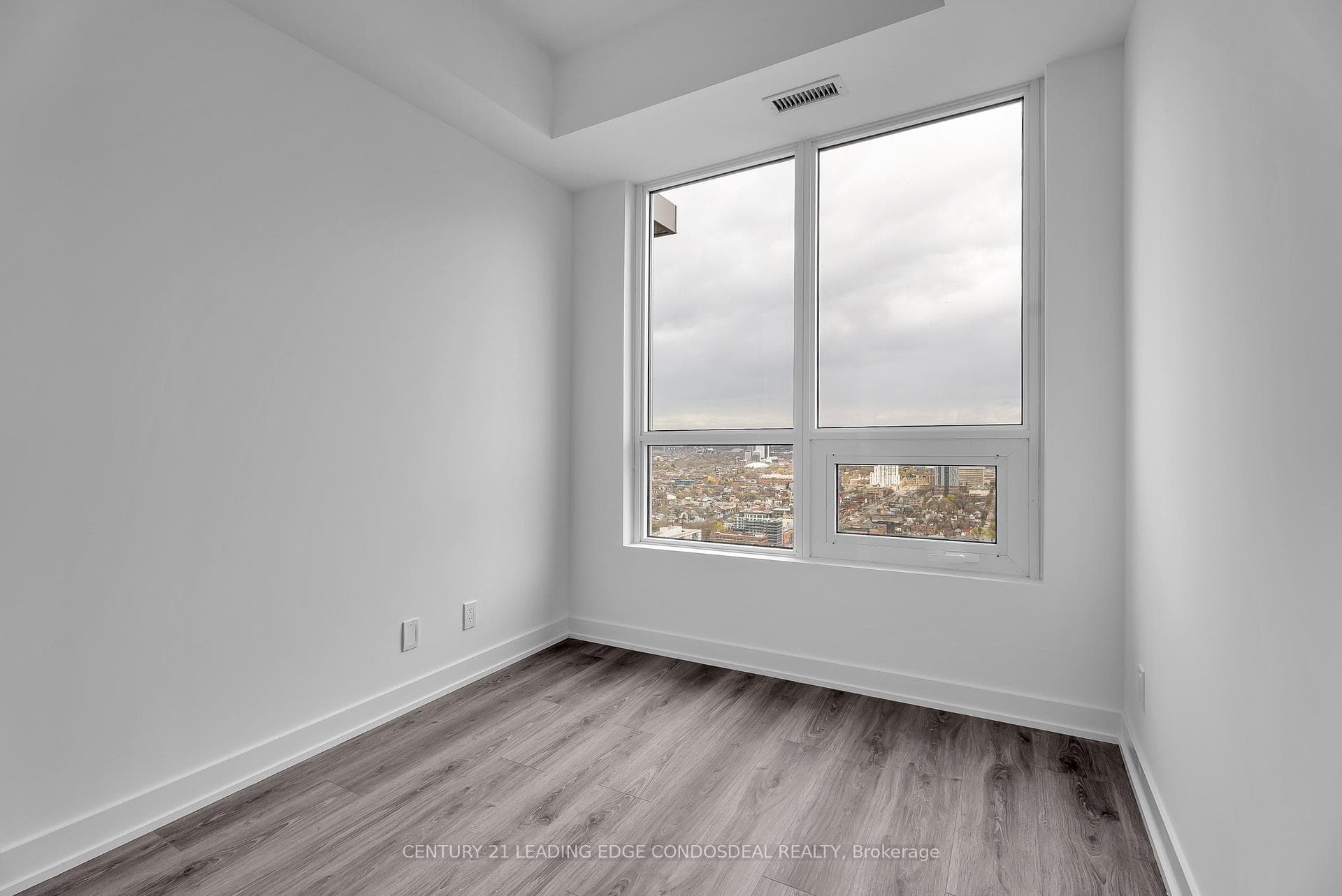 108 Peter Street Unit 4313 photo 24