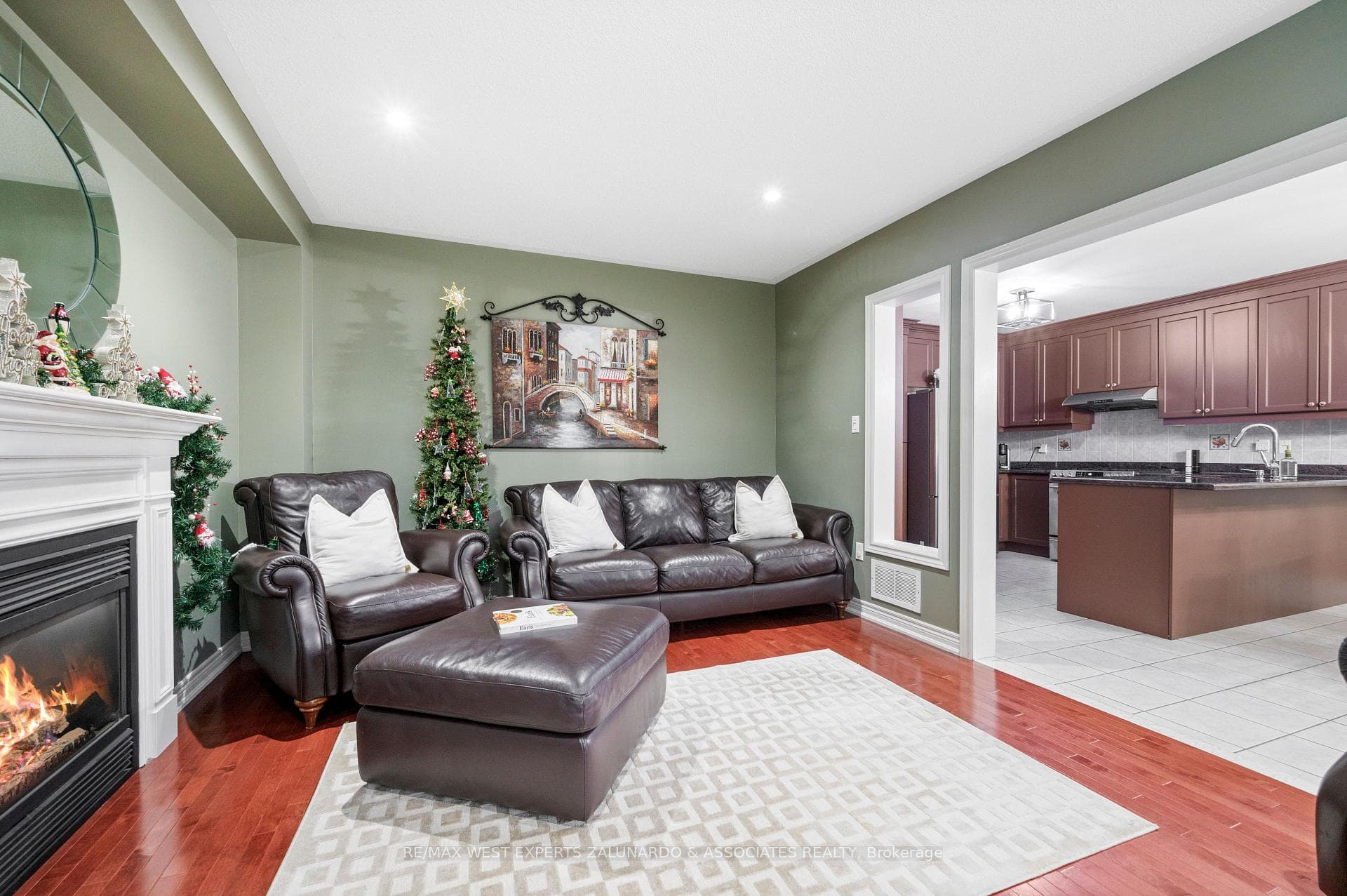 59 Forest Fountain Drive photo 13