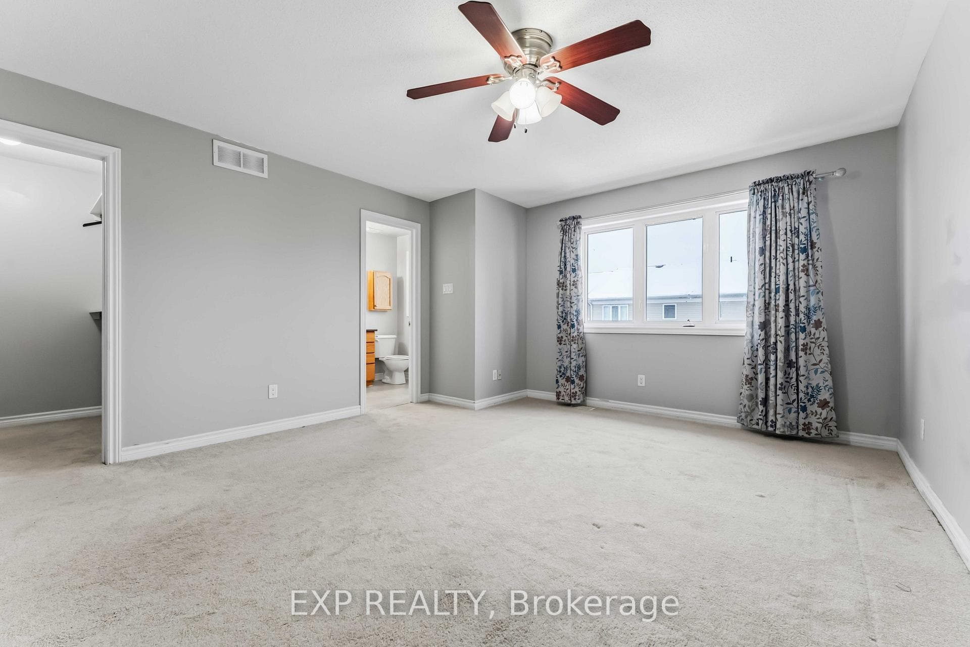 214 Montmorency Way photo 26