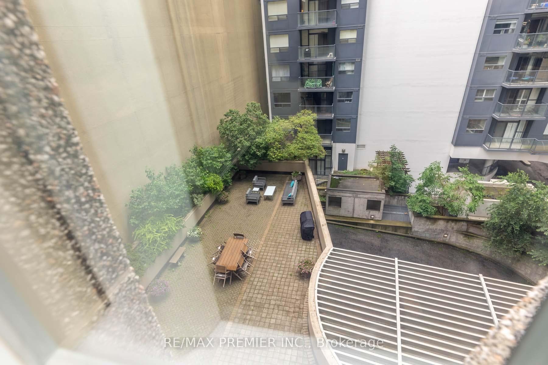 55 Bloor Street Unit 609 photo 23