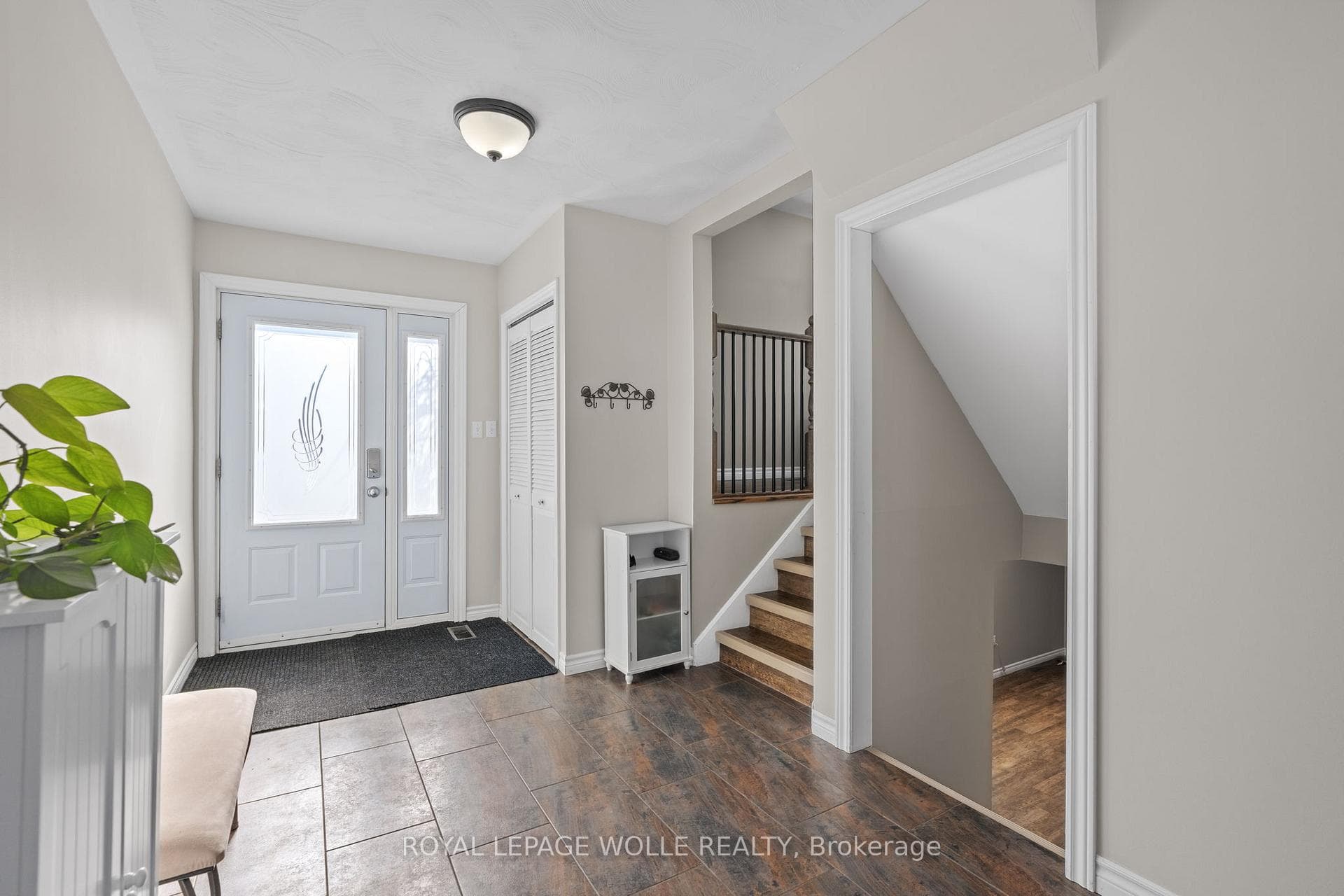 218 Arris Crescent photo 11