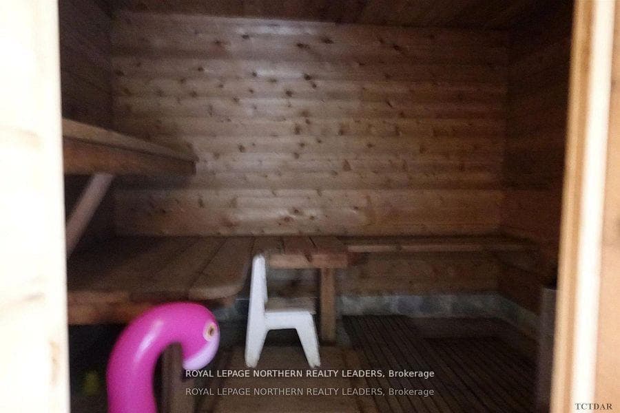 1065 Leclair Avenue photo 13