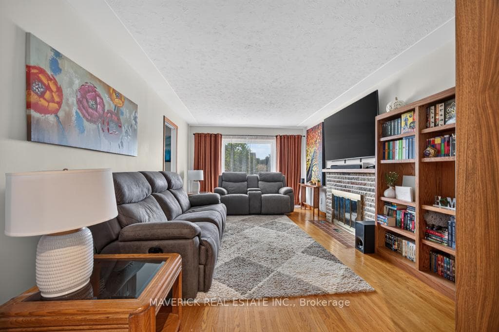 180 FOREST Avenue photo 4