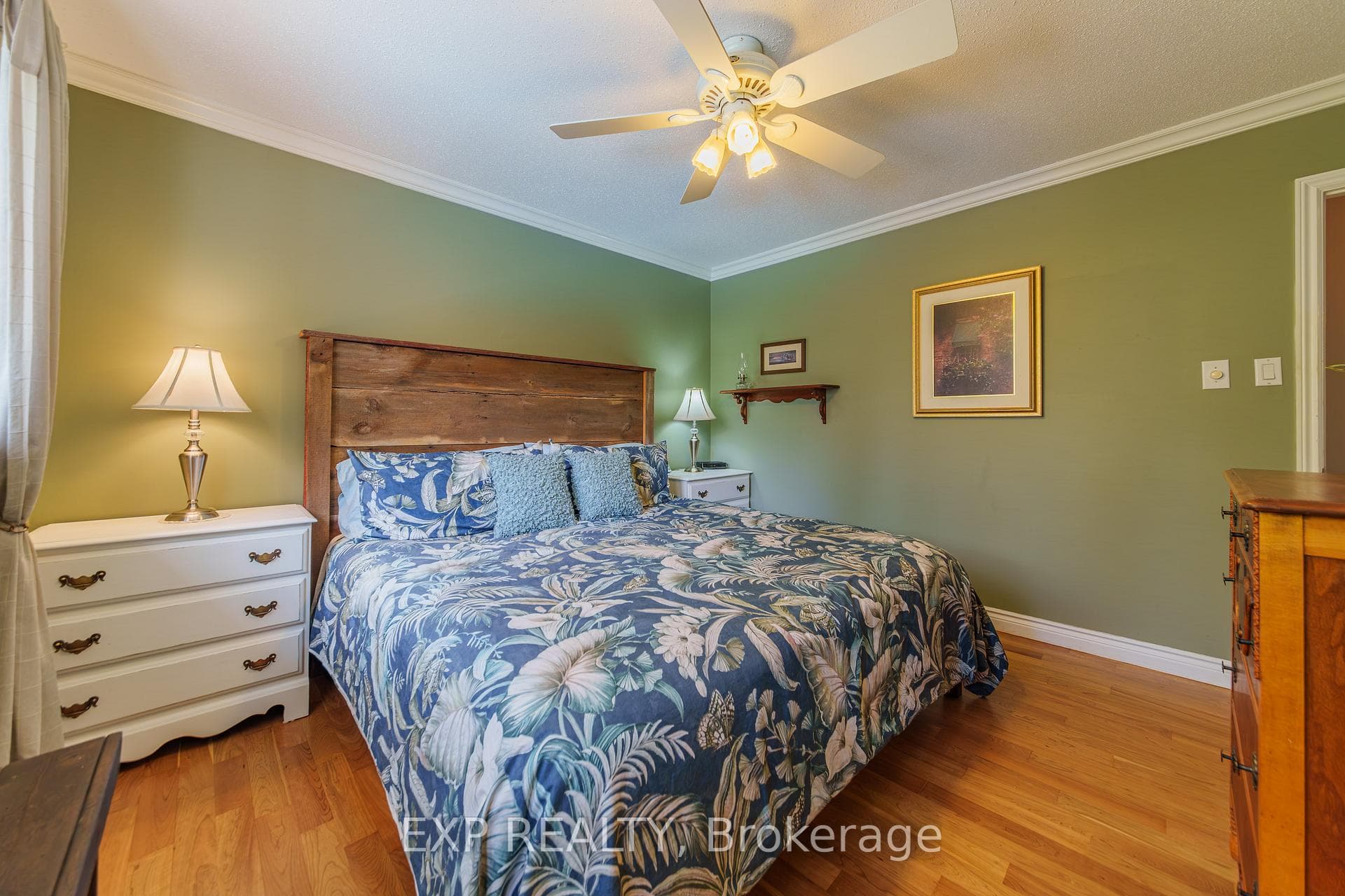 49 Parkmount Crescent photo 22