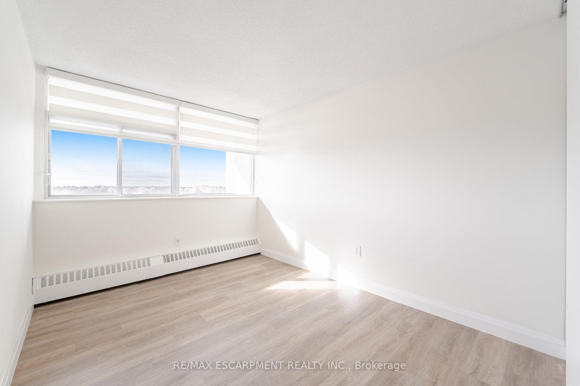 2301 Derry Road Unit 707 photo 18