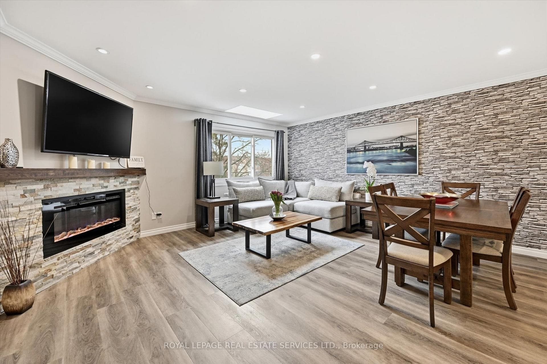 Eye-Catching Feature Wall in Living/Dining Area