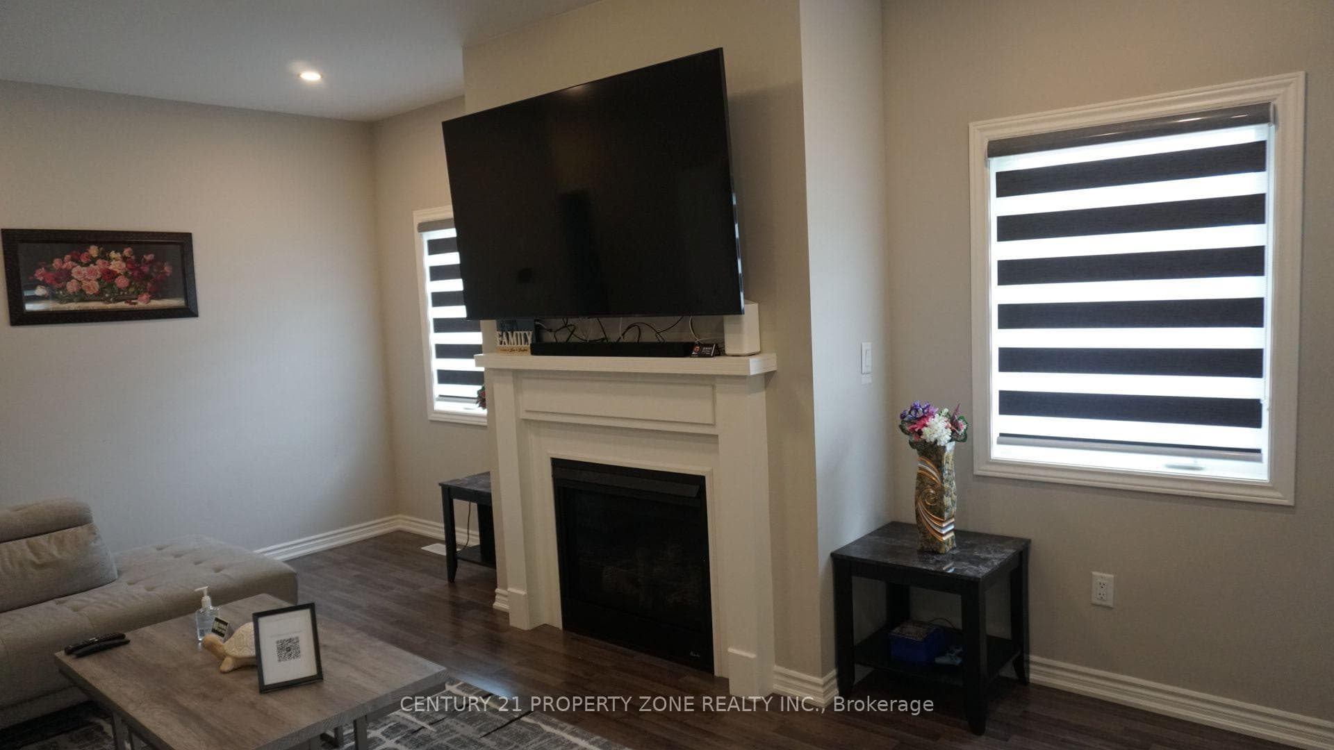 227 Mowat Street photo 13