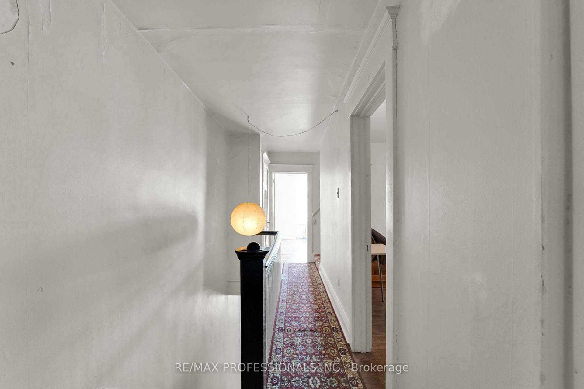 68 Dixon Avenue photo 18
