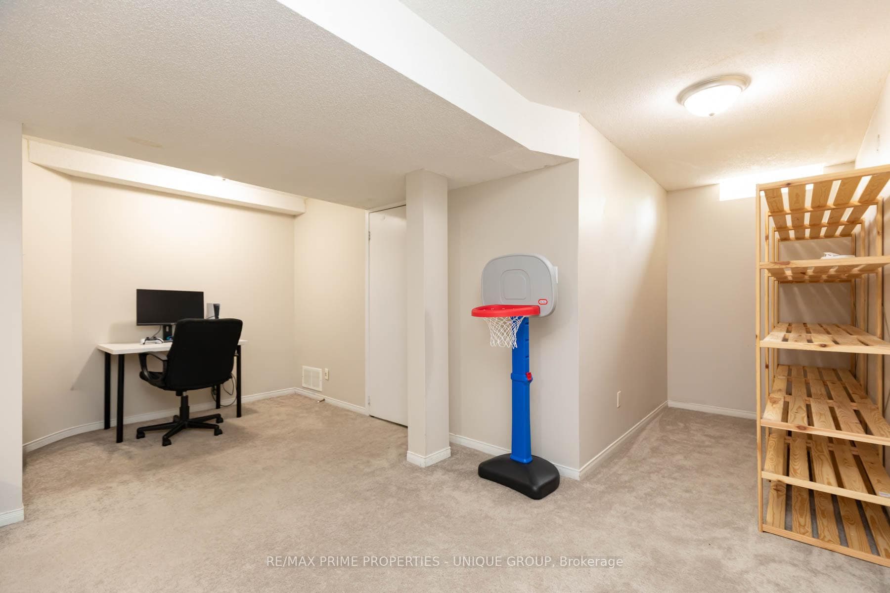 25 Pine Gate Place photo 35