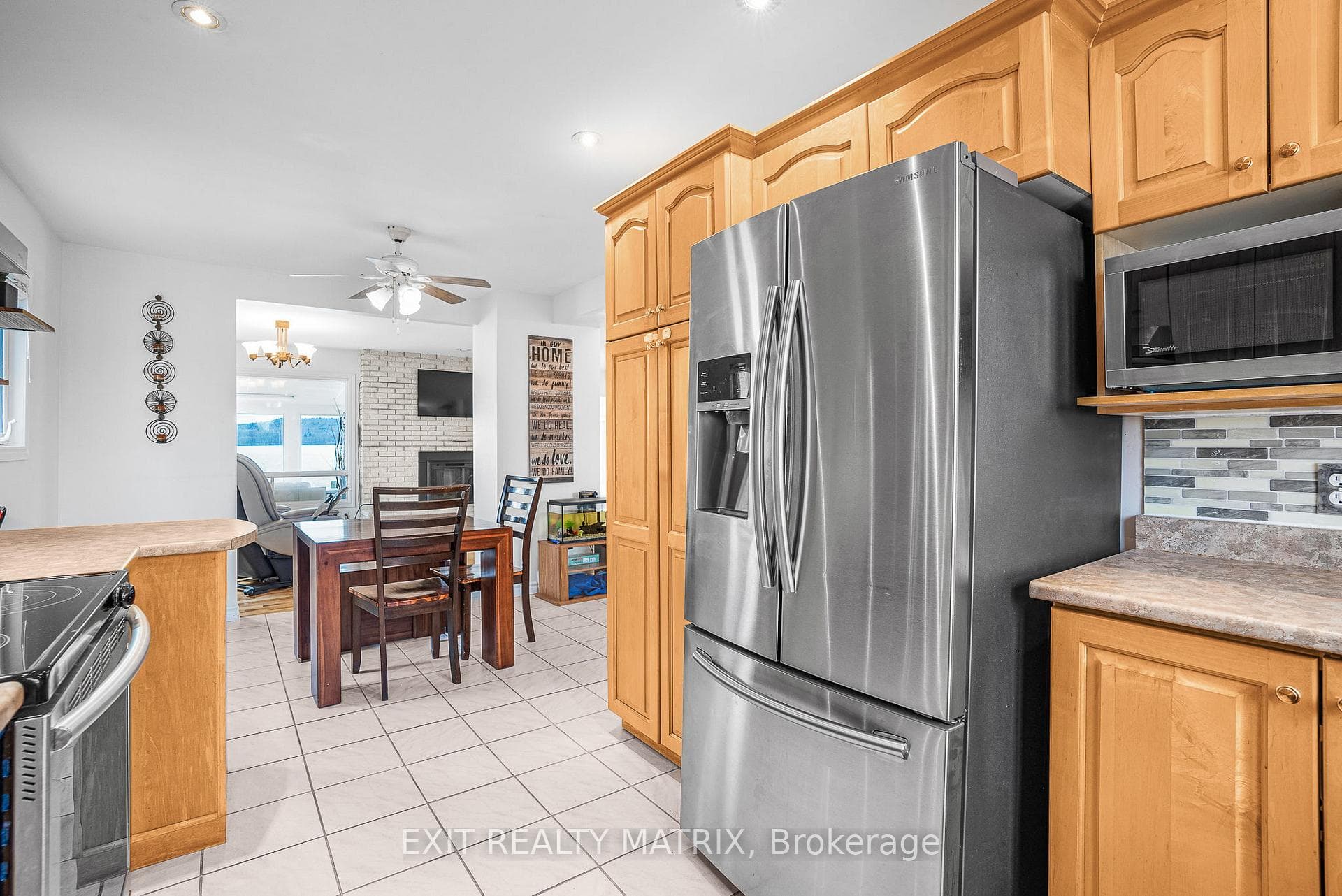 1552 Bay Road photo 11