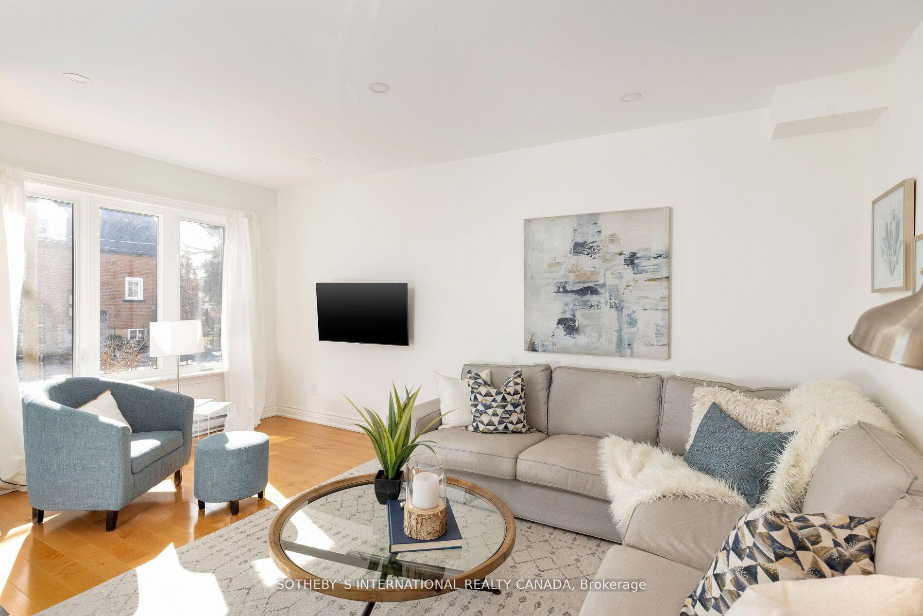 42 Aileen Avenue photo 6