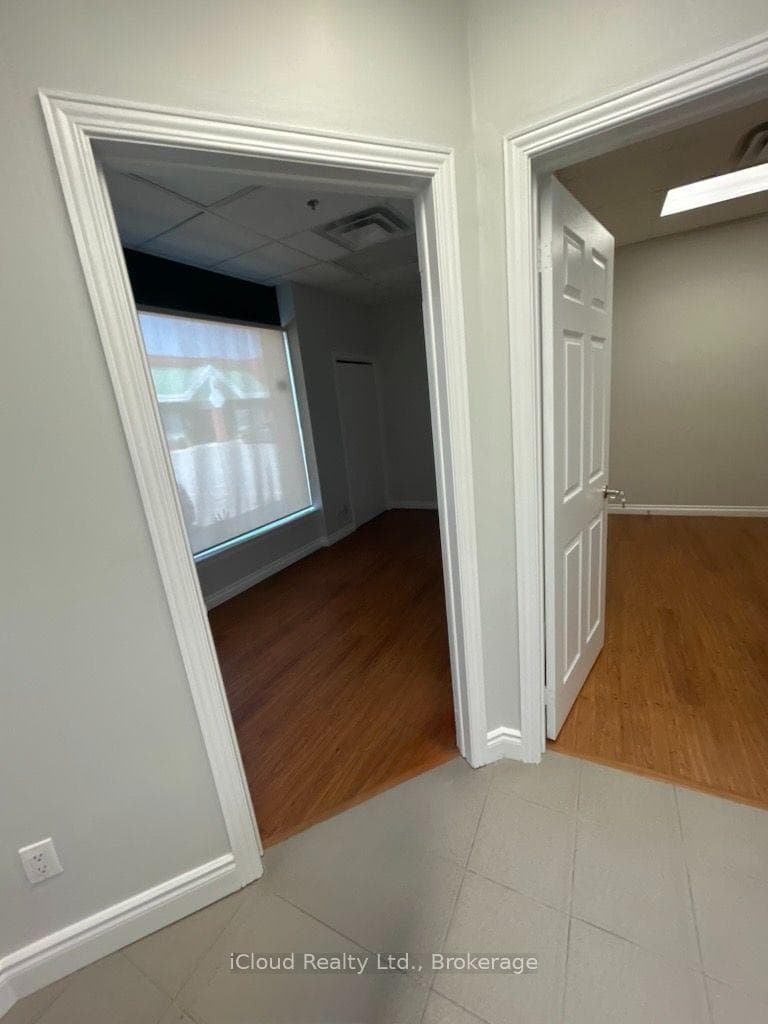 80 Regina Road Unit 21 photo 4
