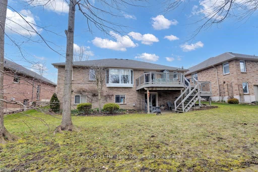 21 WOODSIDE Drive photo 36