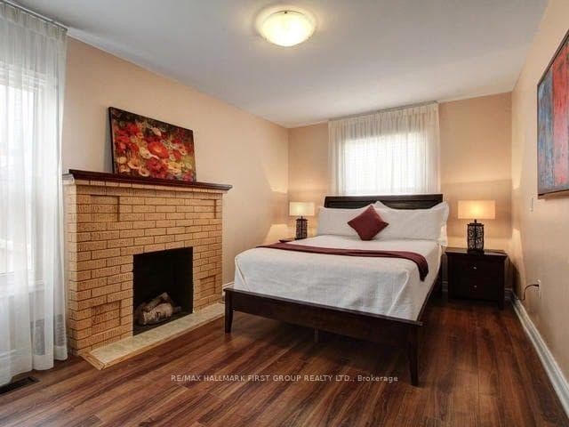 21 Maple Street Unit Main photo 7