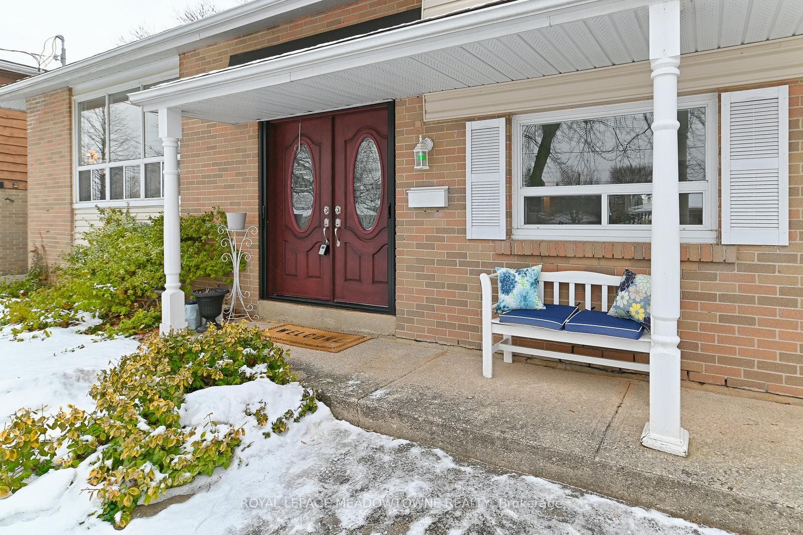 14 Moore Park Crescent photo 3