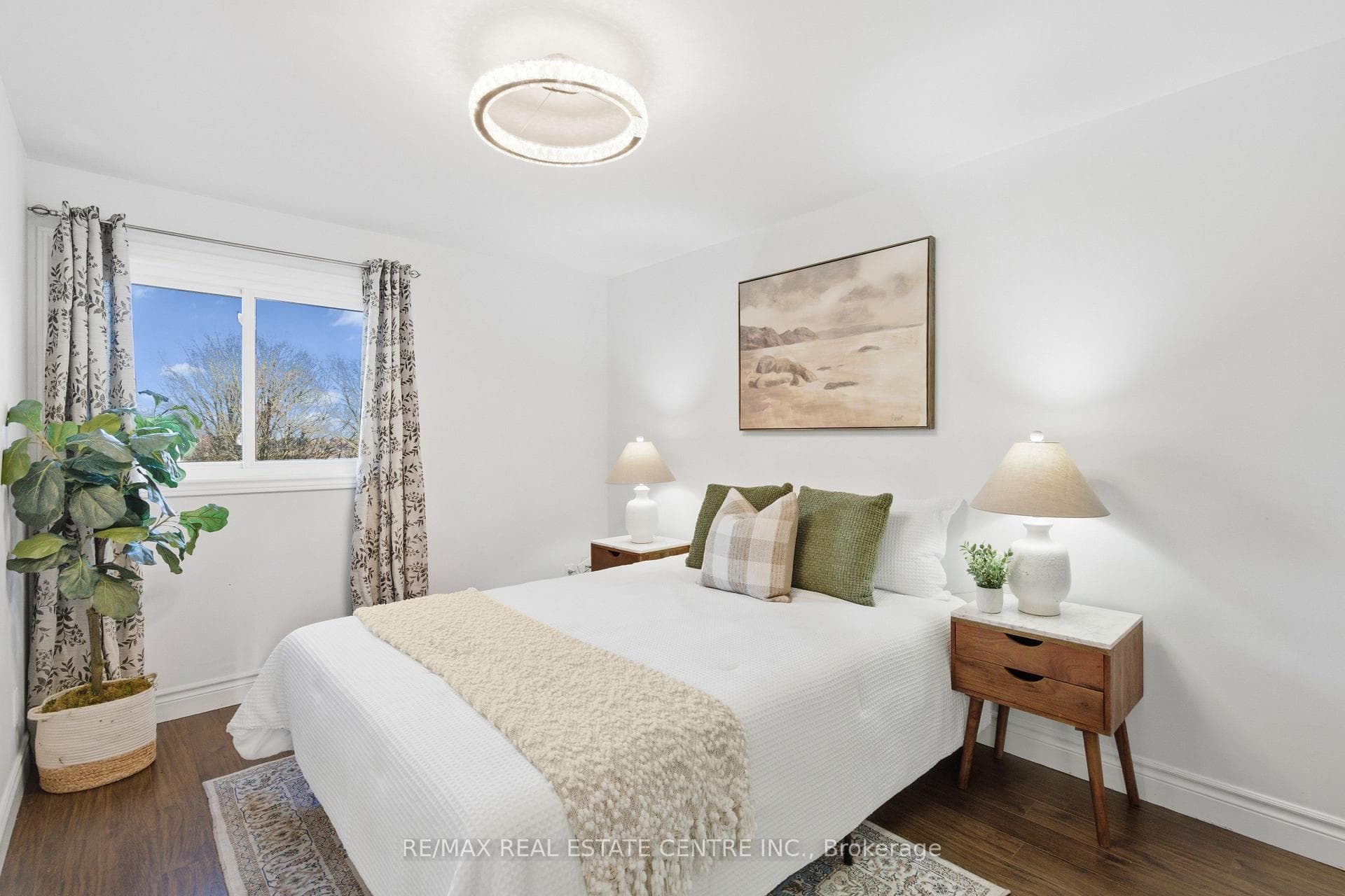 673 Hillview Road photo 21