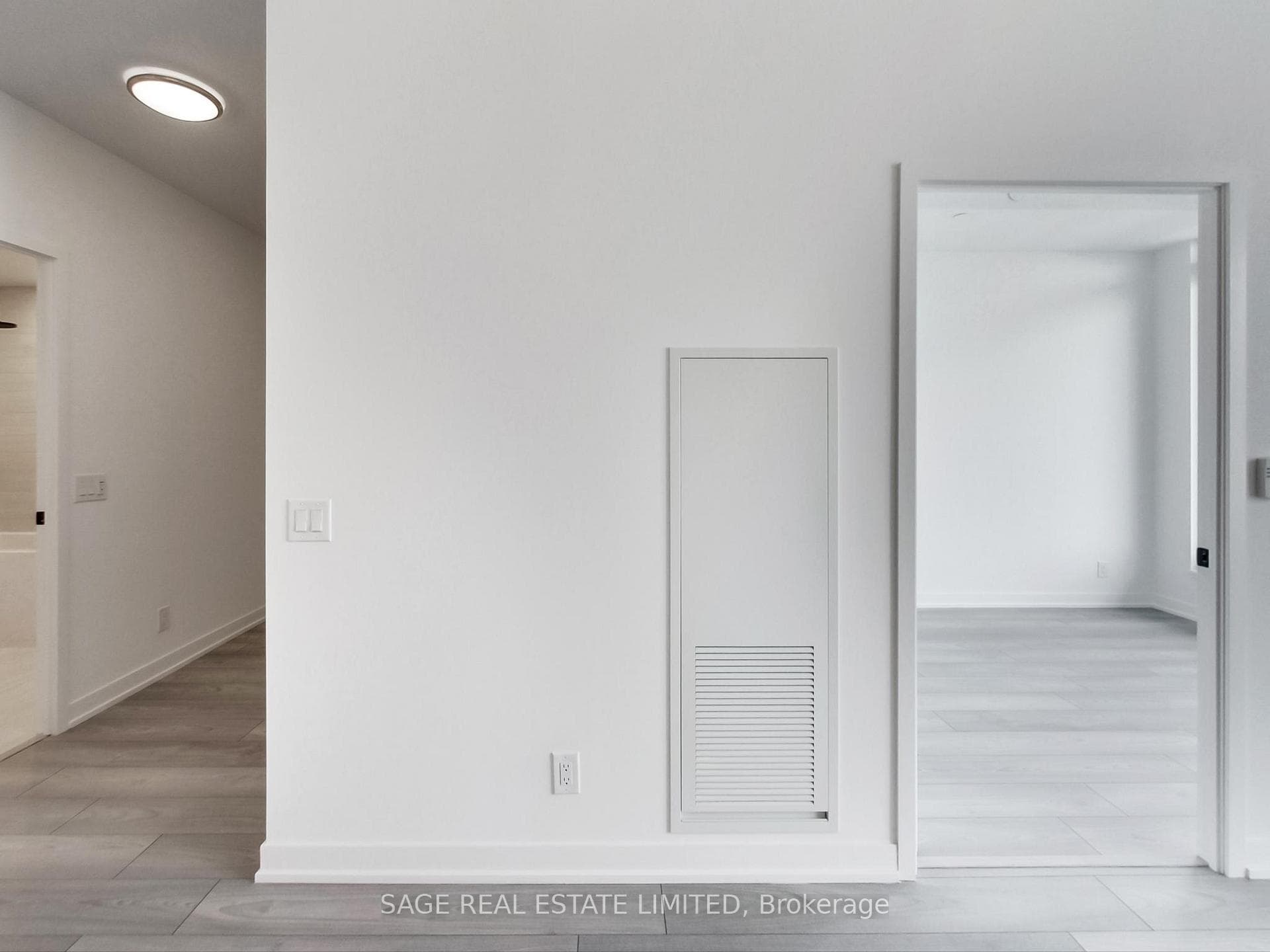 285 Dufferin Street Unit 1401 photo 12