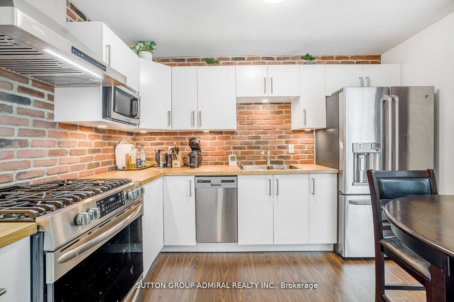 20 Airdrie Drive photo 26