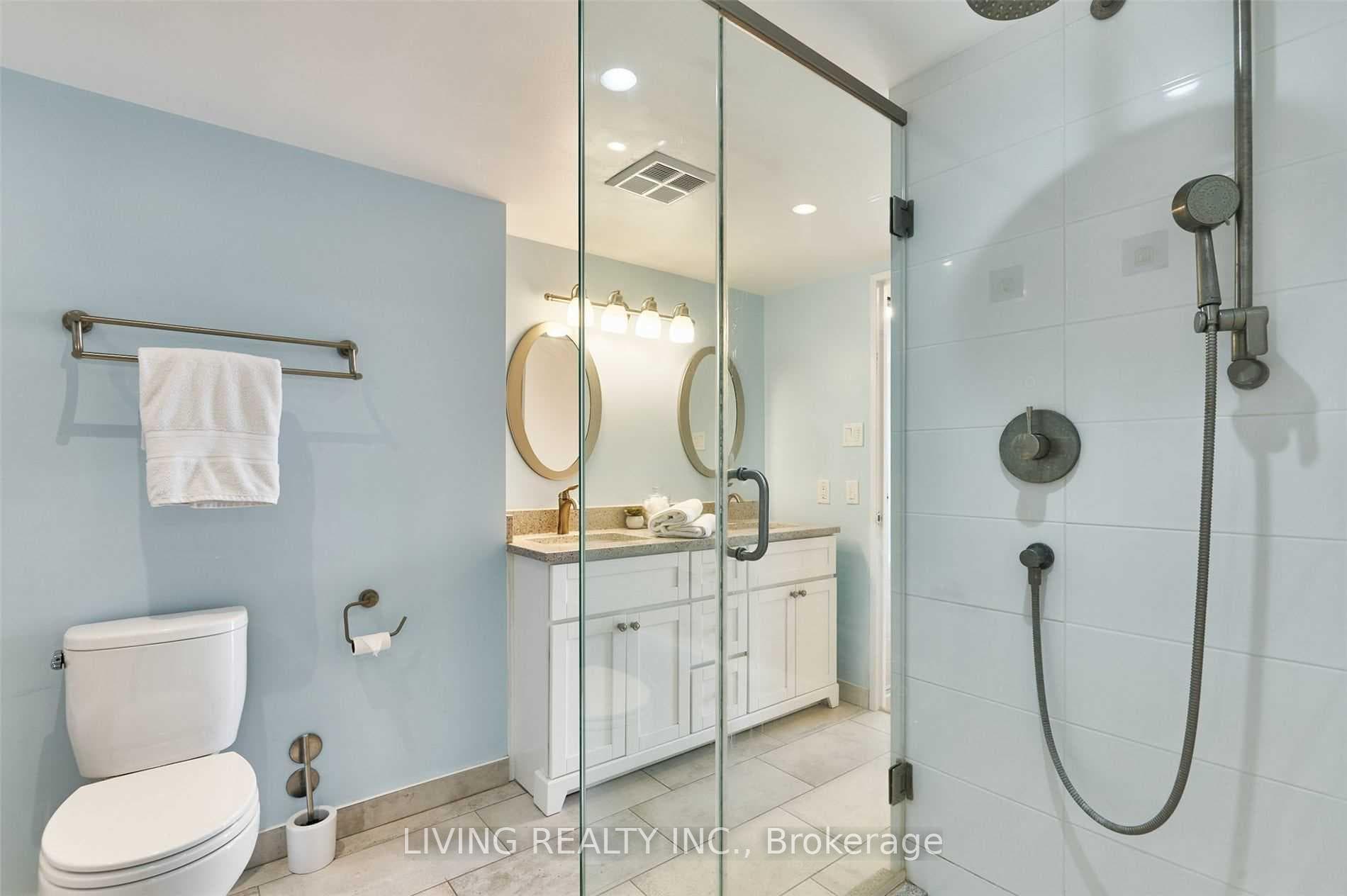 44 St Joseph Street Unit 2210 photo 22