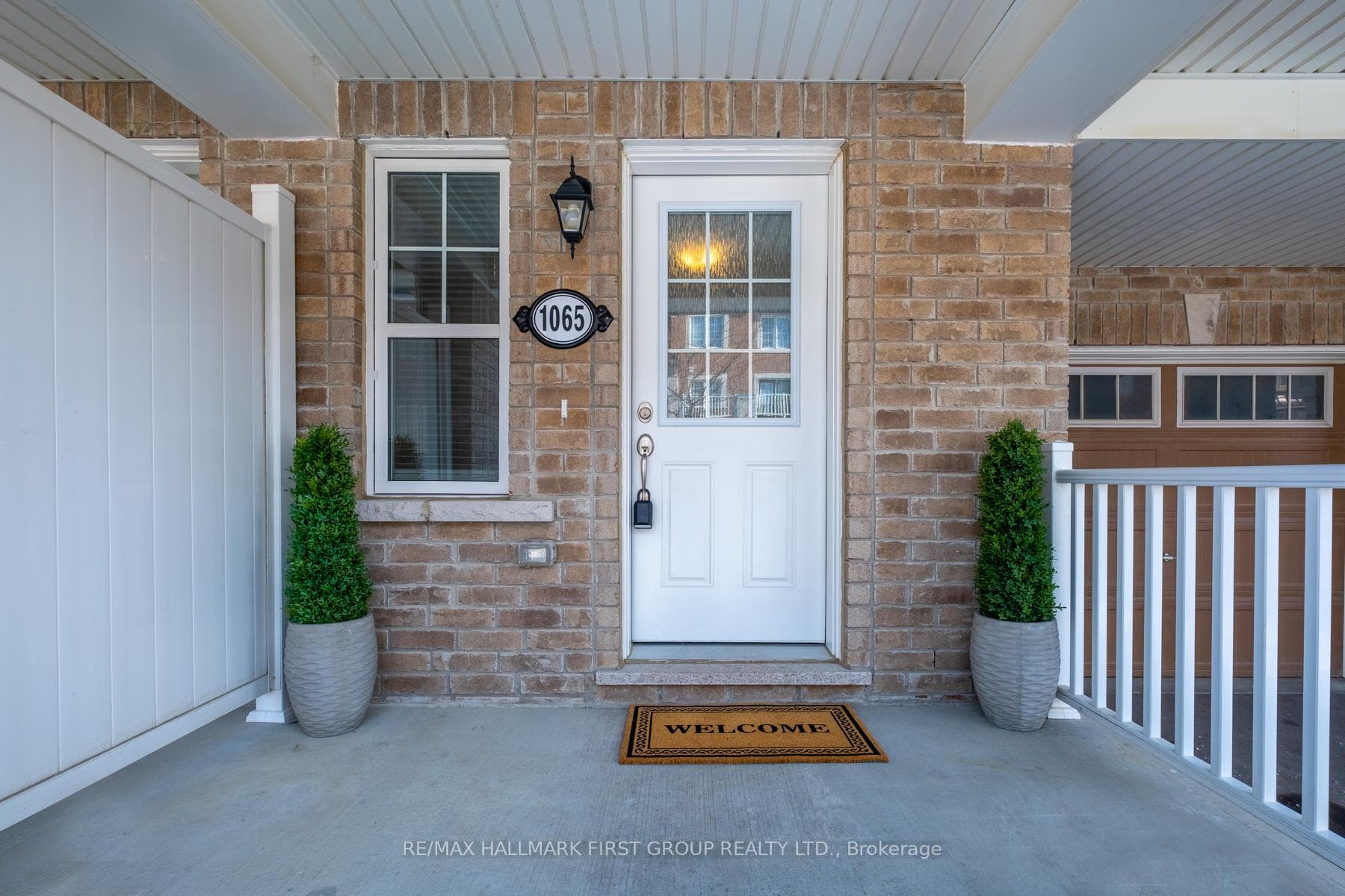 1065 Clipper Lane photo 4