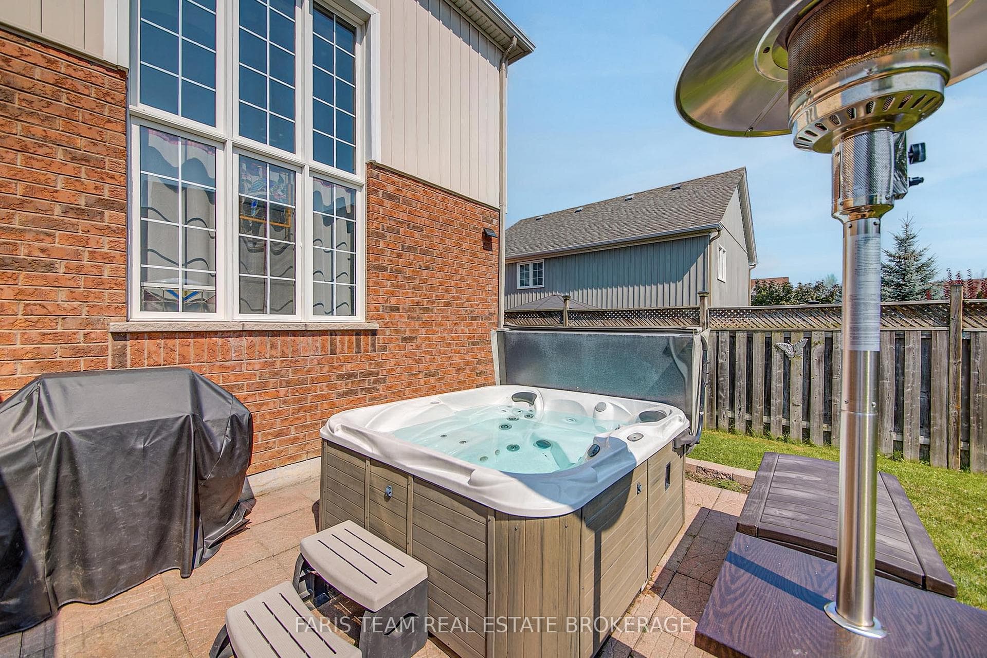 1091 Booth Avenue photo 32