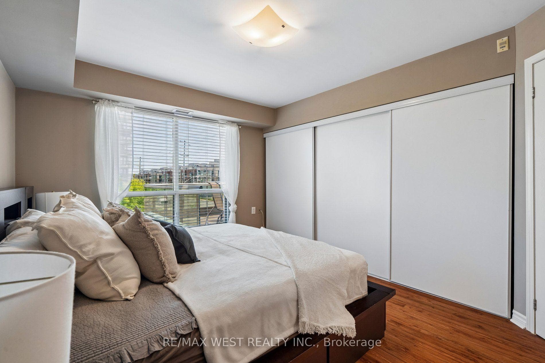890 Sheppard Avenue Unit 206 photo 20
