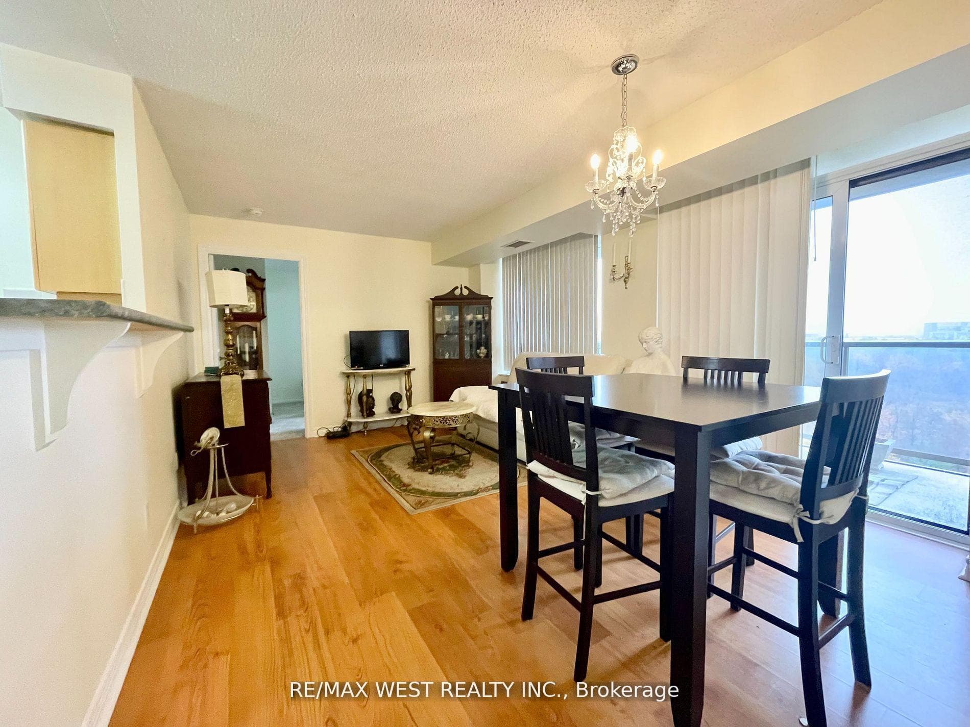 710 Humberwood Boulevard Unit 806 photo 10