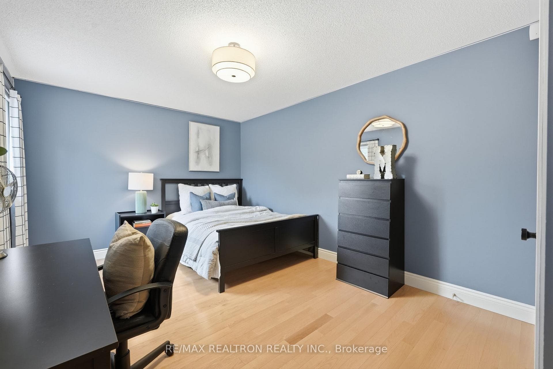 653 Exceller Circle photo 35