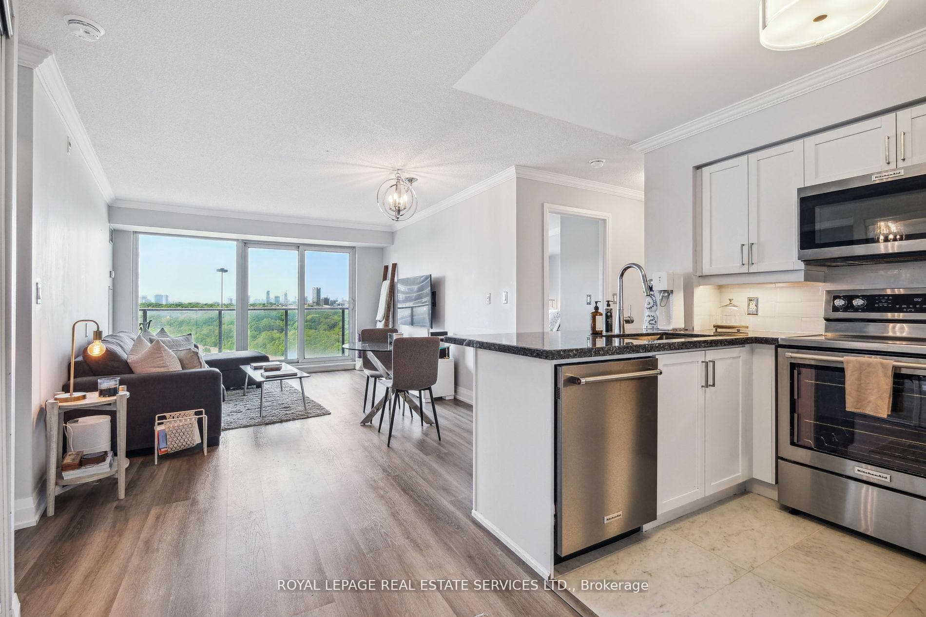 18 Valley Woods Road Unit 908 photo 11