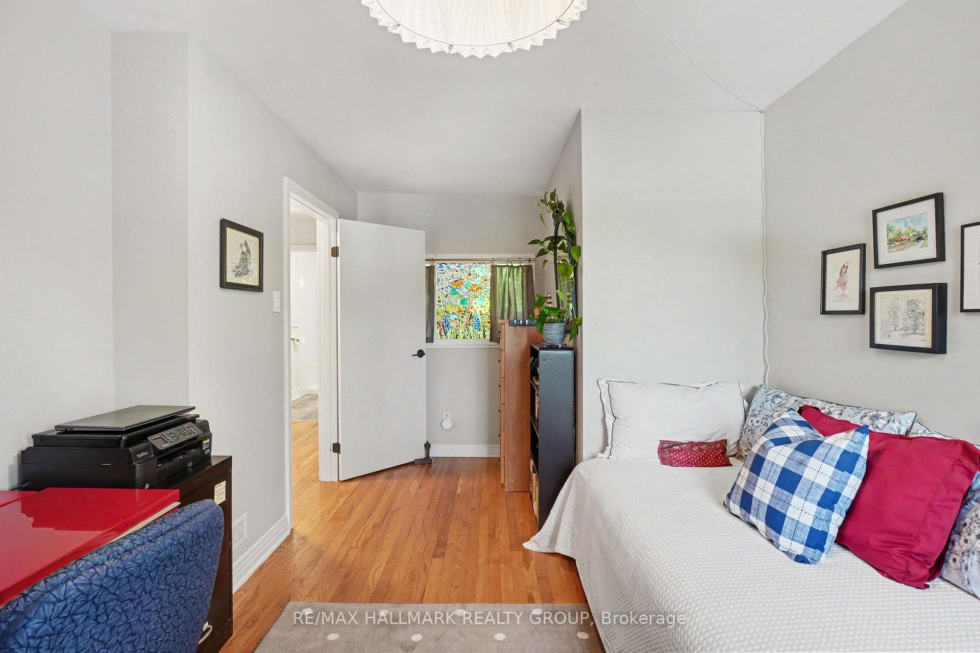 371 Sunnyside Avenue photo 21