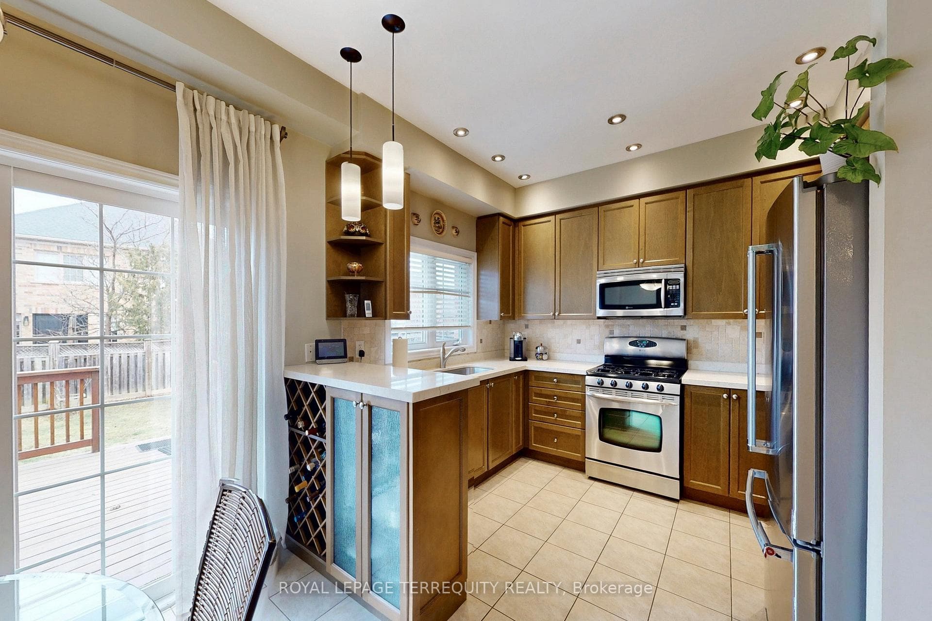 51 Donzi Lane photo 7