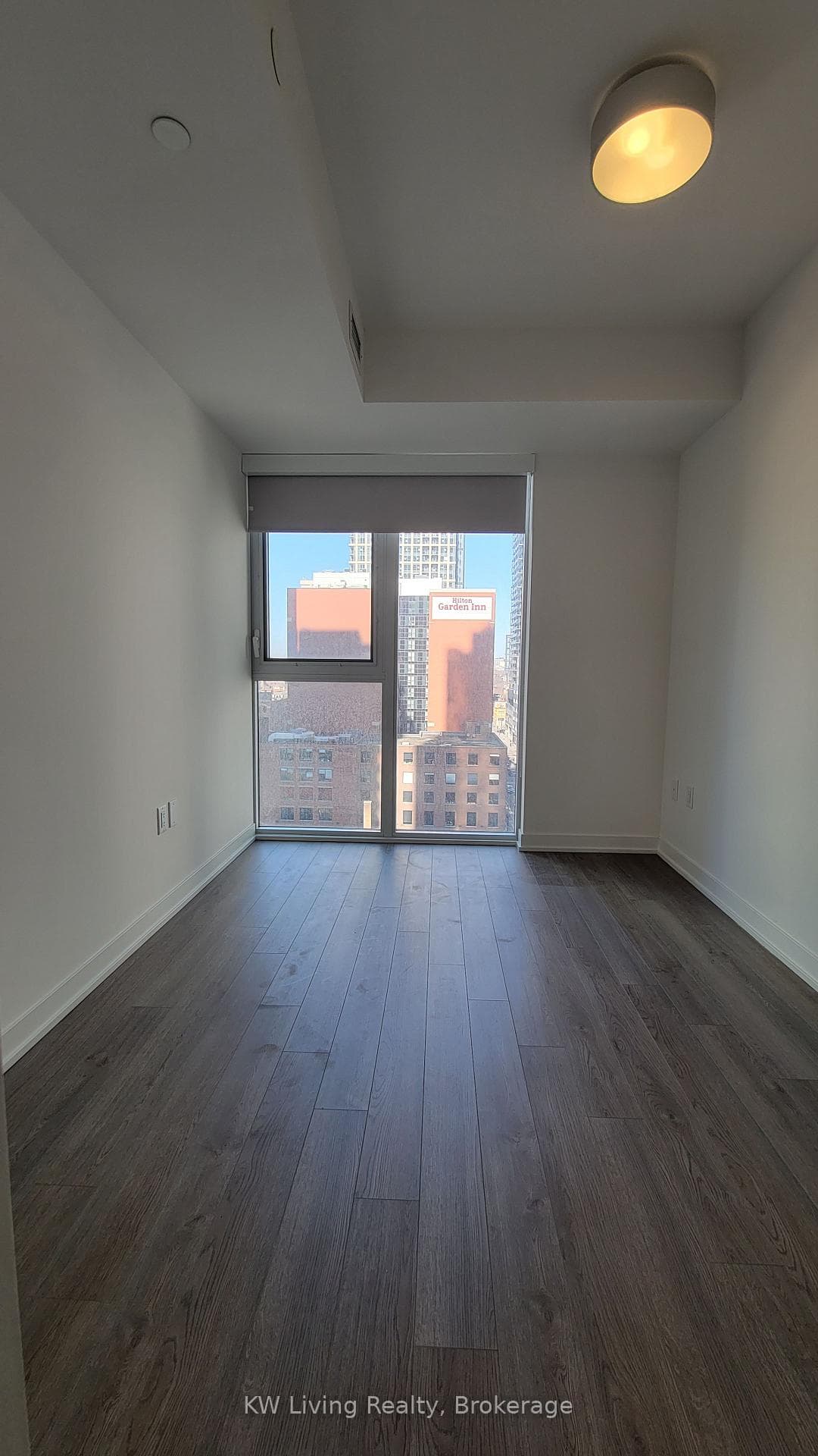 357 King Street Unit 802 photo 5