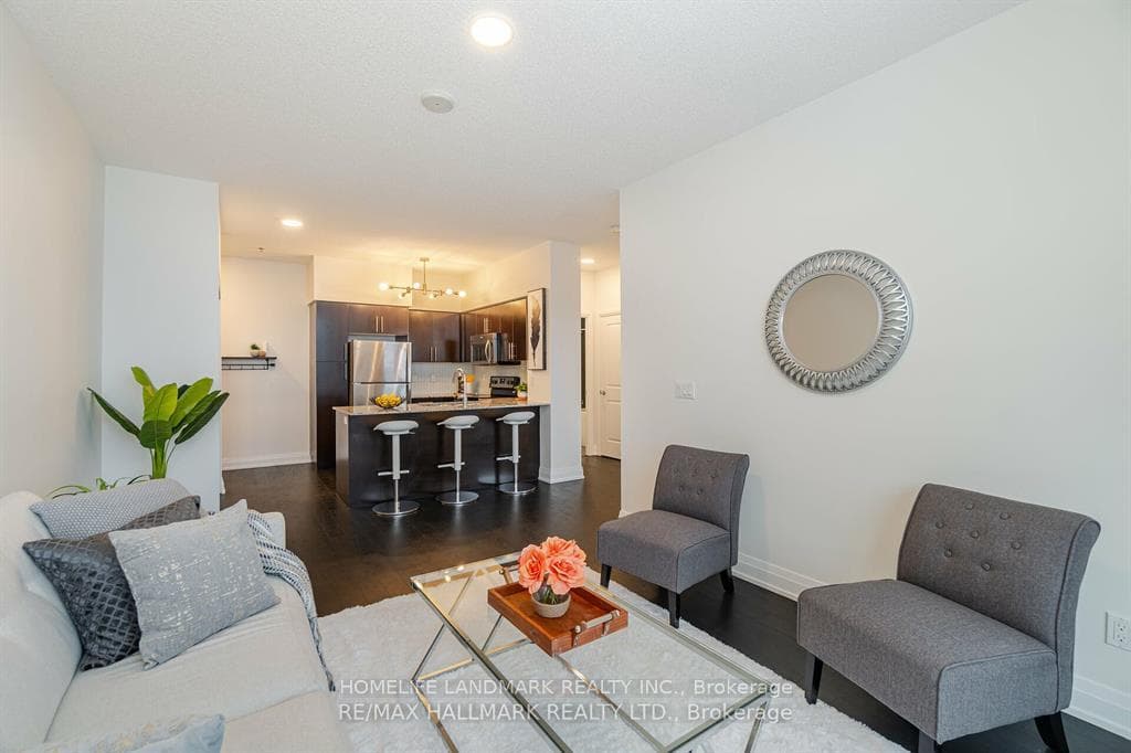 65 Speers Road Unit 301 photo 4