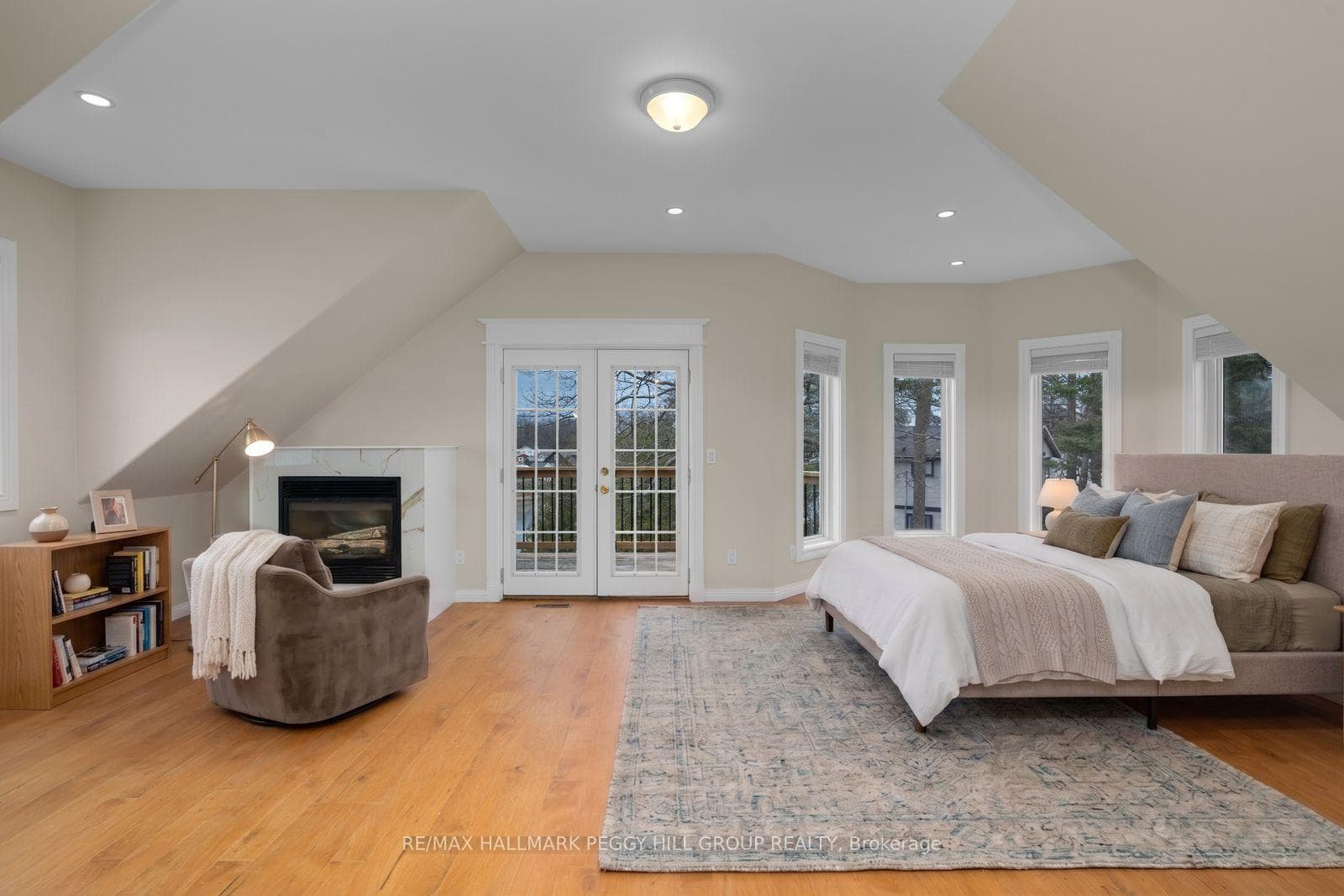 2026 River Road photo 10
