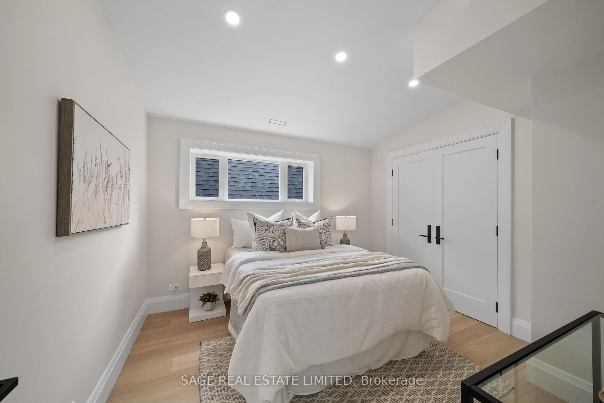 116 Lee Avenue photo 32