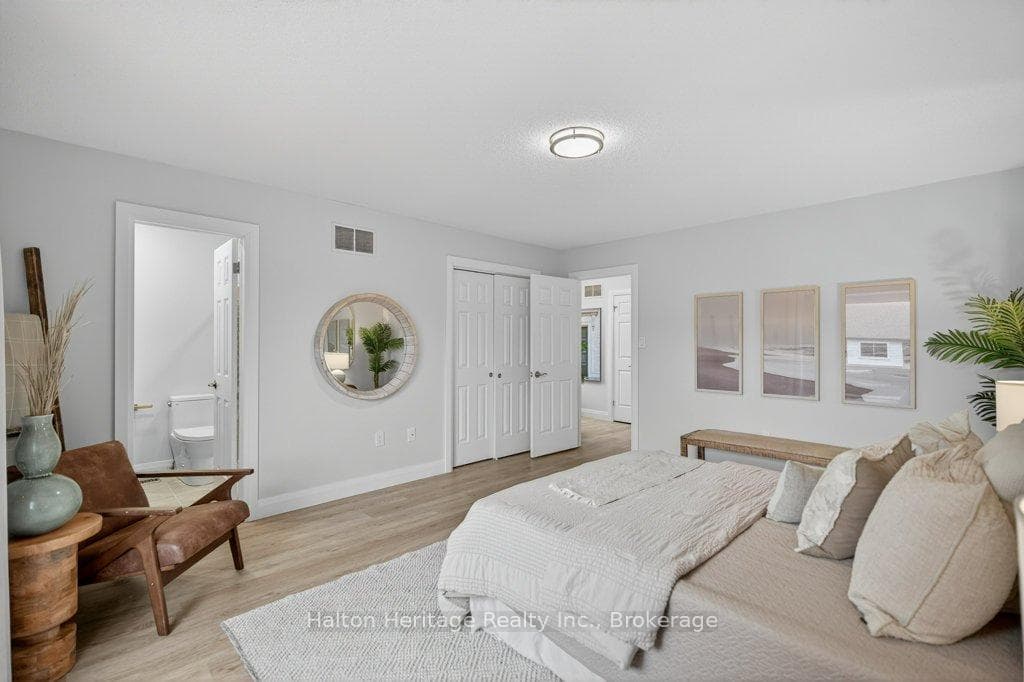 14 Brucedale Avenue photo 17