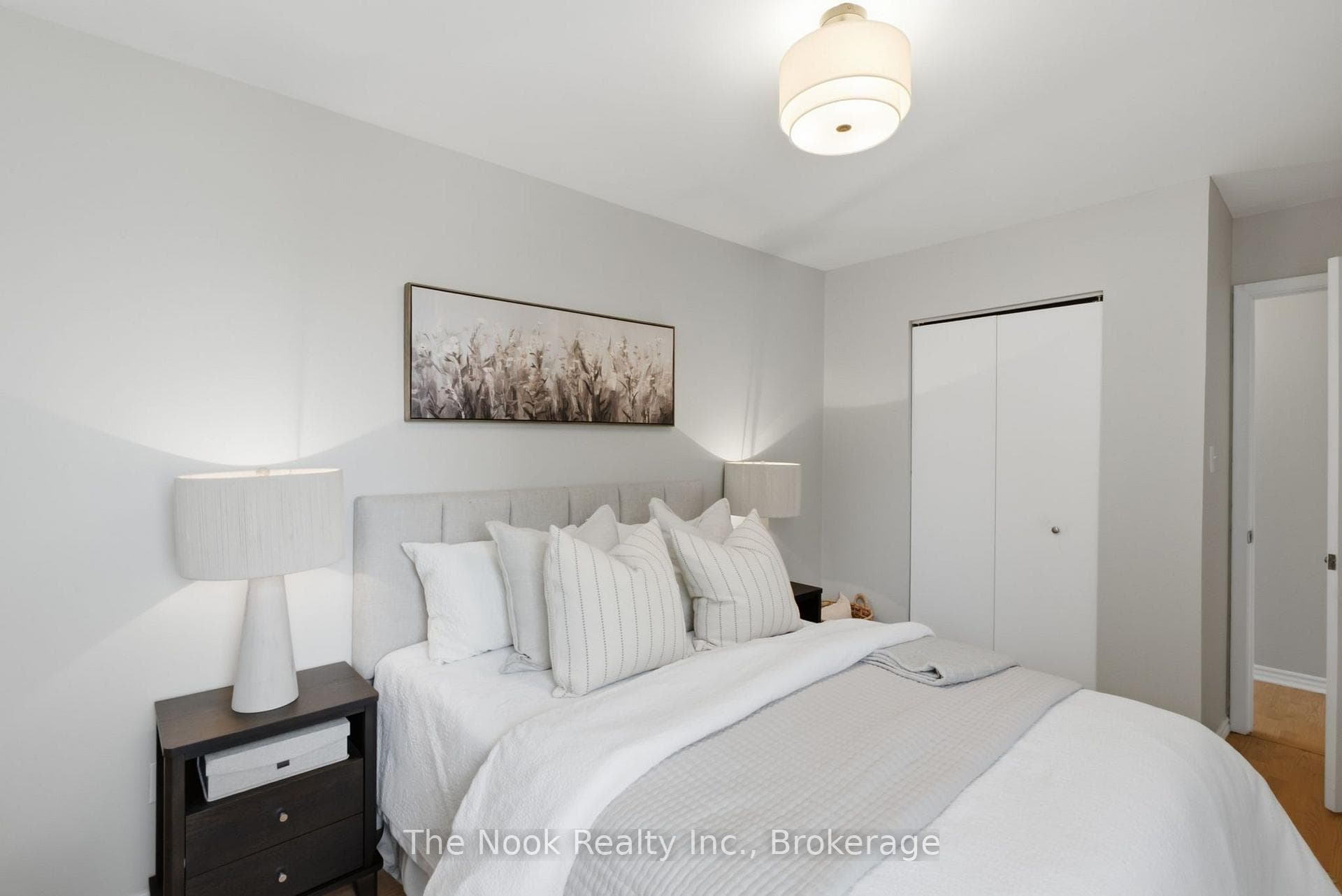 540 Mary Street Unit 1-3 photo 25