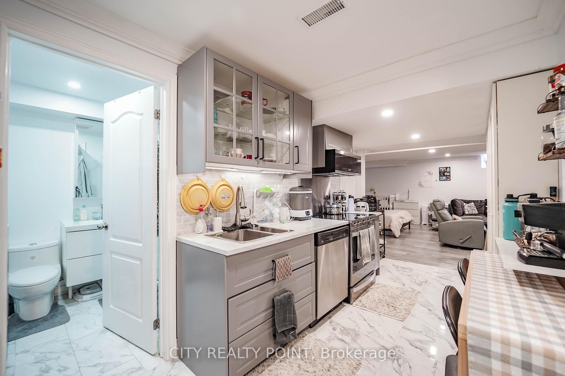 60 Umbria Crescent photo 31
