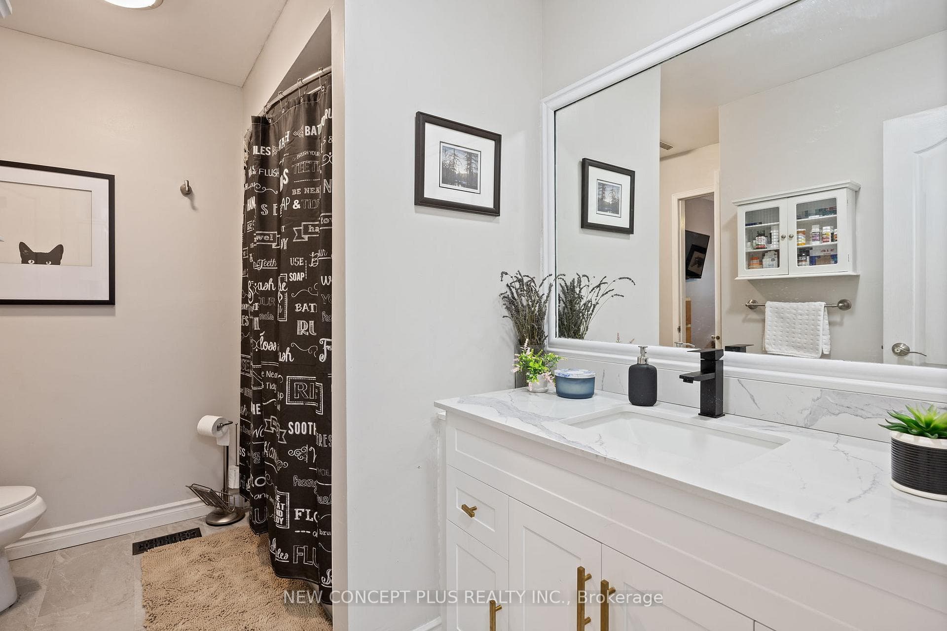 Main Floor Washroom