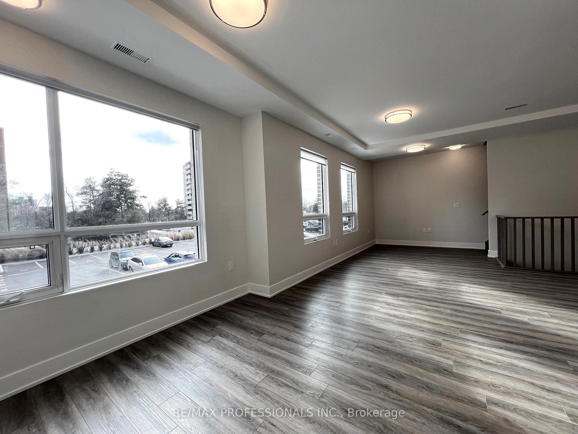 62 Dixfield Drive Unit 102 photo 16
