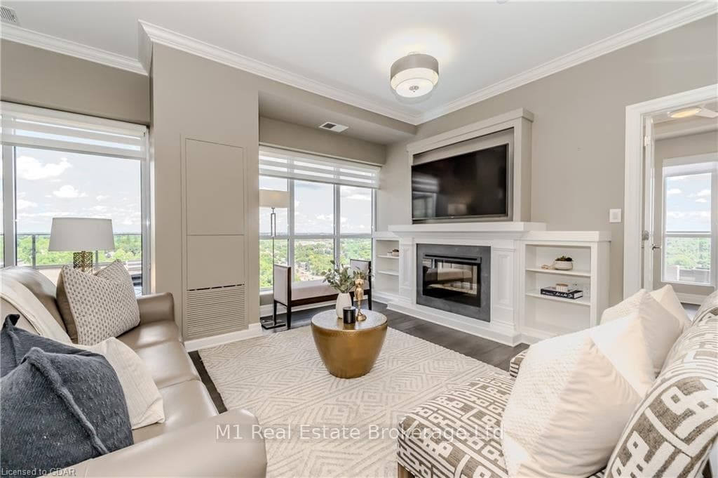 160 MACDONELL Street Unit 1802 photo 13