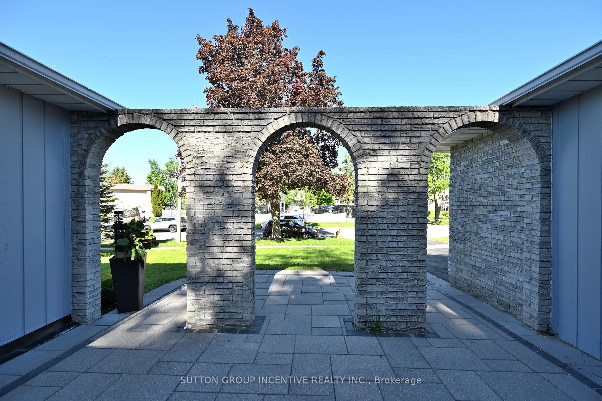 7 HURON Street photo 5