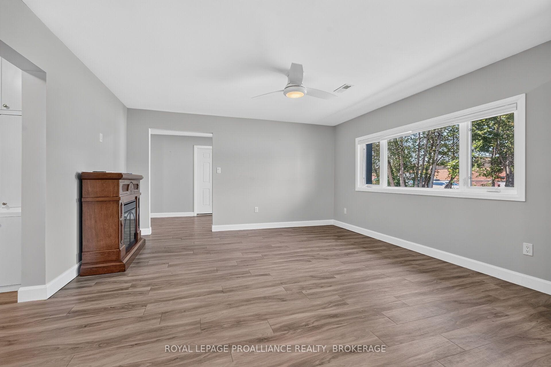 843 Woodbine Road photo 7