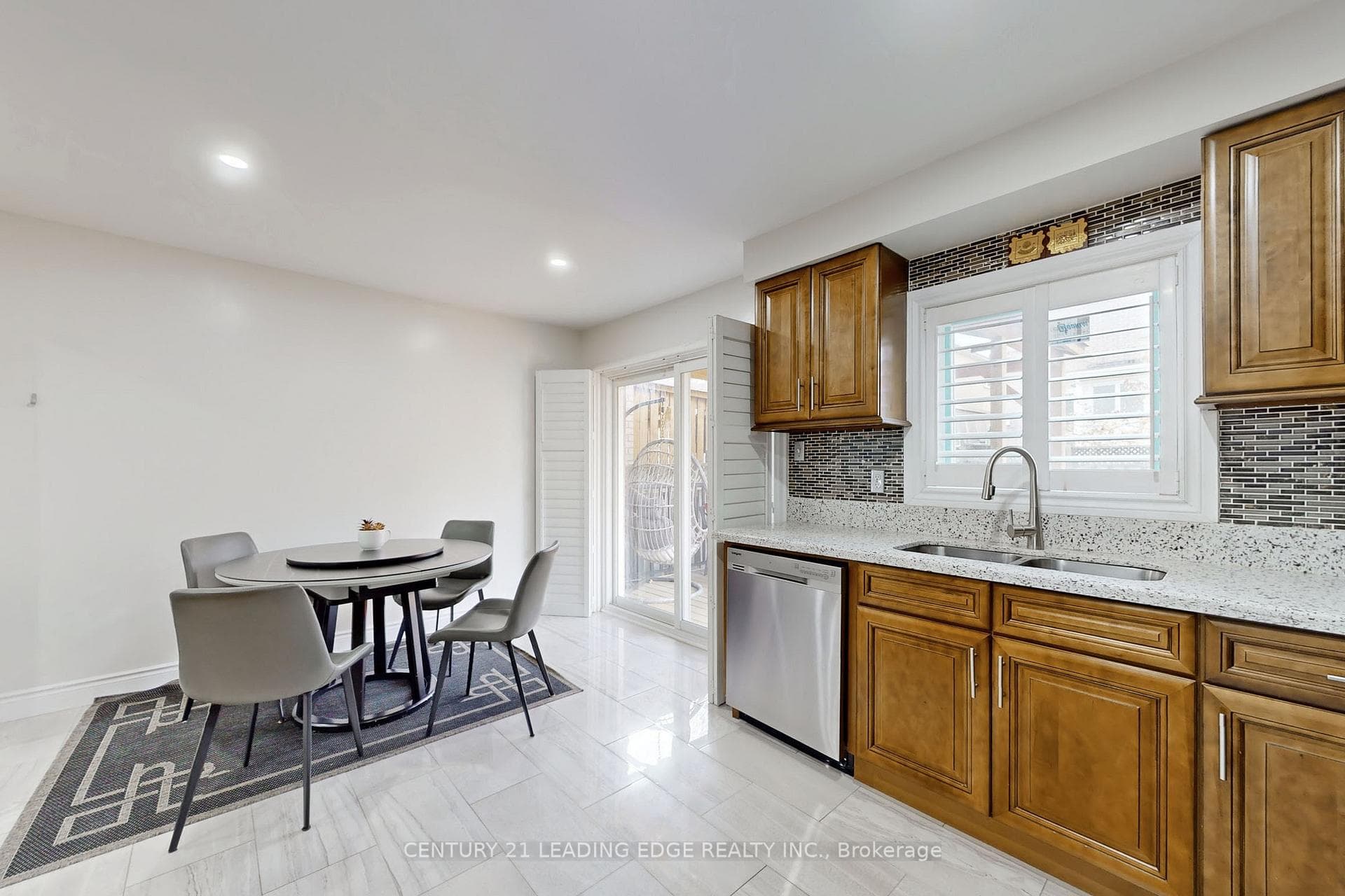 47 Stella Drive photo 14