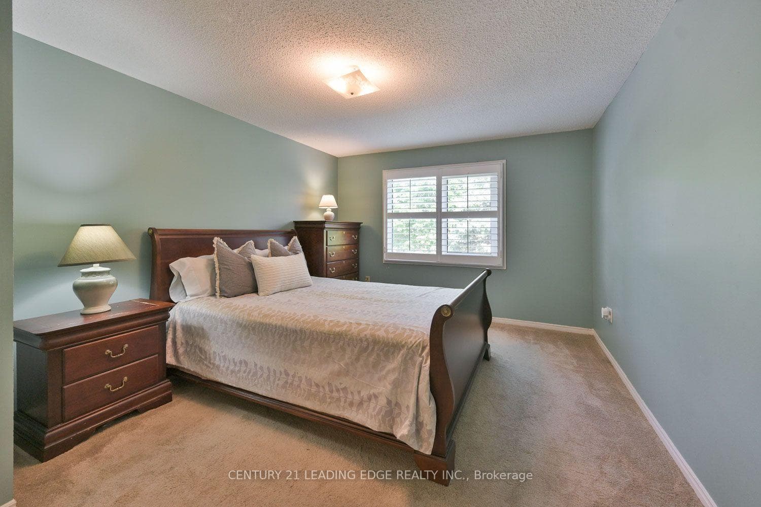 14 Montrose Crescent photo 29