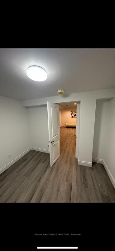 66 Wellington Street photo 42