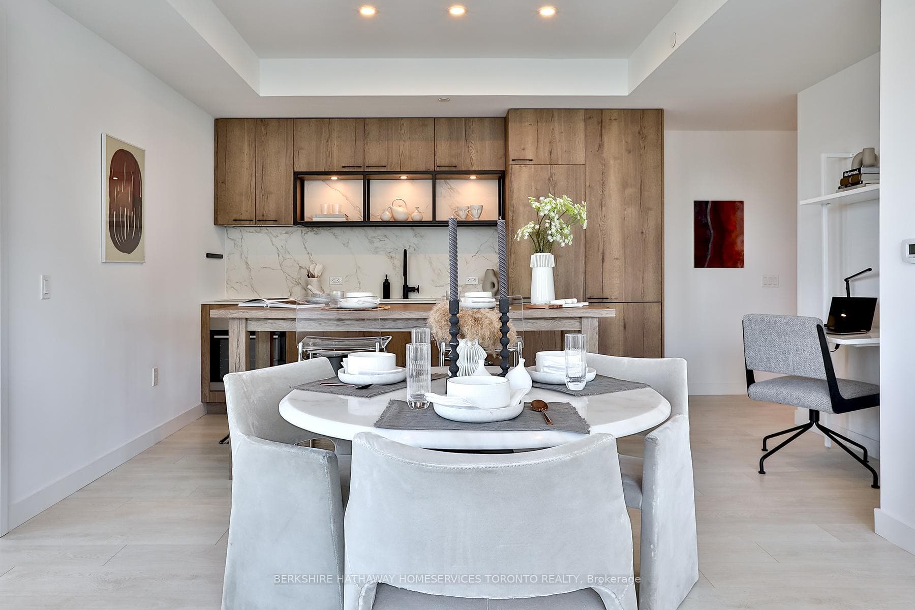 dining/kitchen