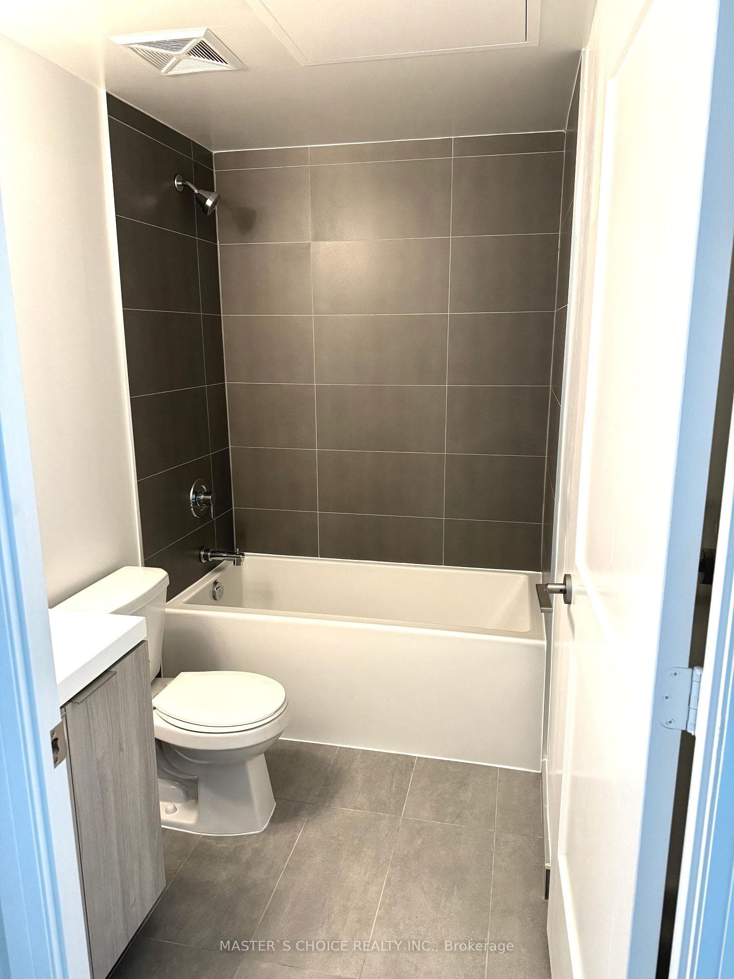 8 Widmer Street Unit 3511 photo 11